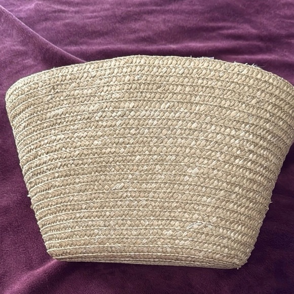 NWOT Woven Lined Straw Bag - Picture 2 of 7